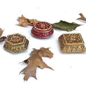 Home Accent Decor - Small gold and Rose colored